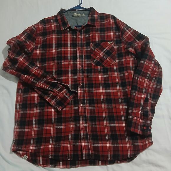 VANS XL 100% Cotton Red/Black Plaid Long-Sleeved Button-Up Flannel Shirt - Picture 3 of 13